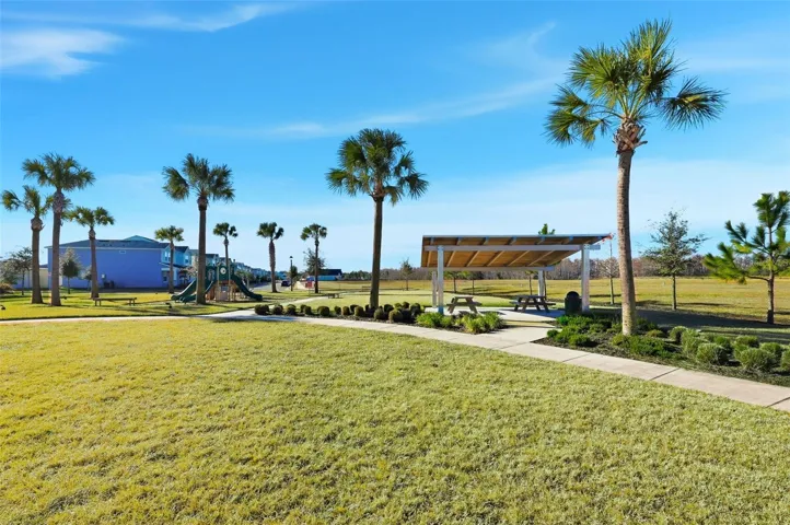Beautiful Community Landscaping