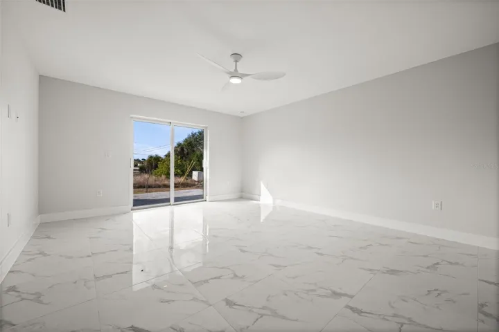 Spacious Primary Suite