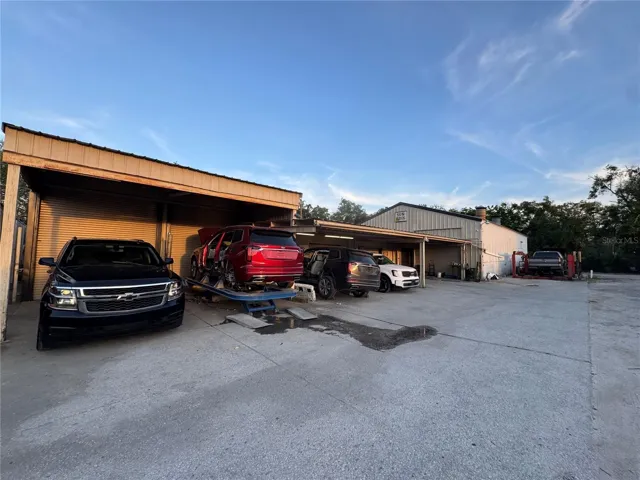 Front of Bays 1