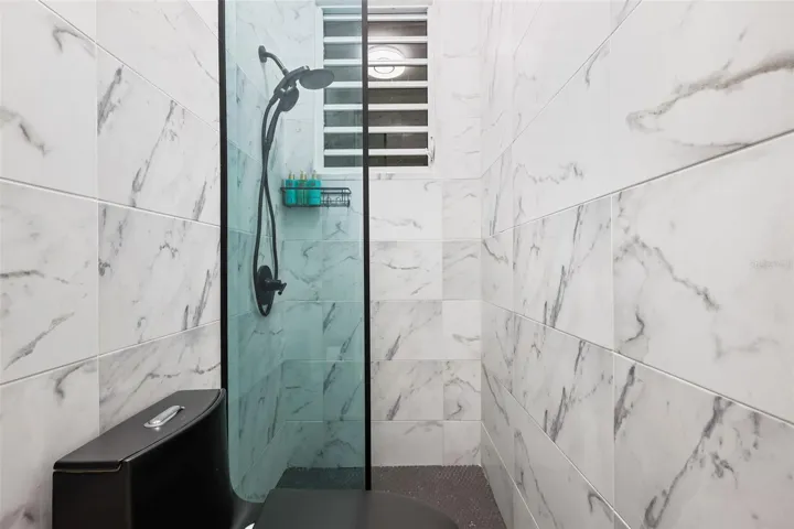 Independent "Casita" ADU - Bathroom