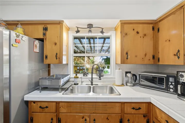 Main House - Kitchen