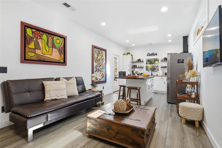 Guest House - Living Room