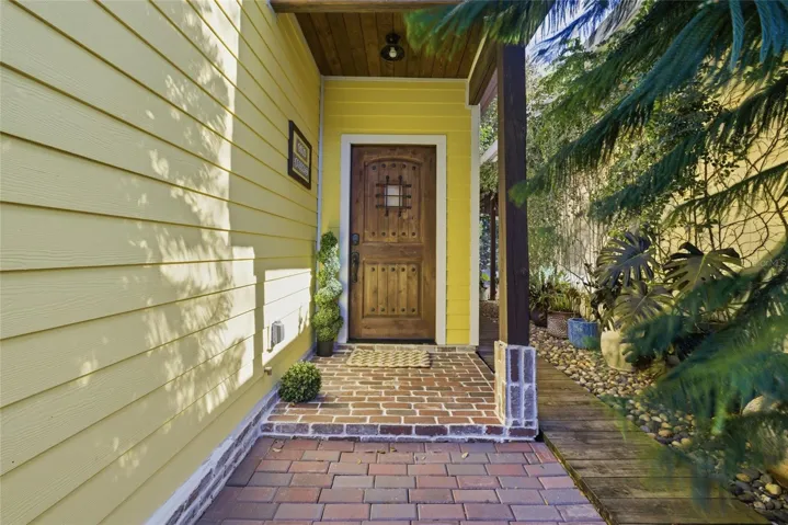 Guest House - Private Entrance