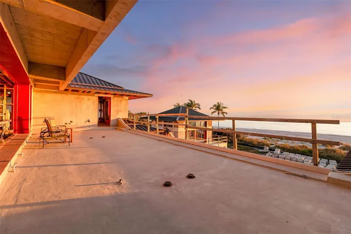 Second Story Patio