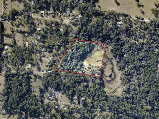 Approximate lot lines