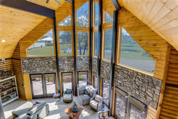 Beautiful loft overlooking the living room, the lake and the sunrise