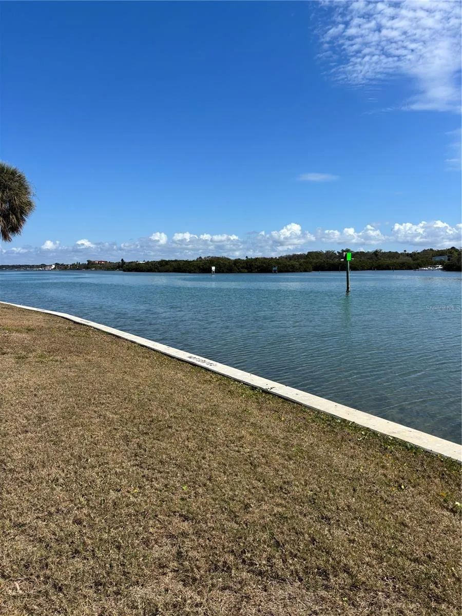 Pool and clubhouse face the intracoasal waterway