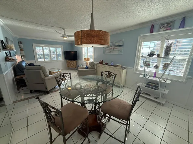 Dinning/Living room