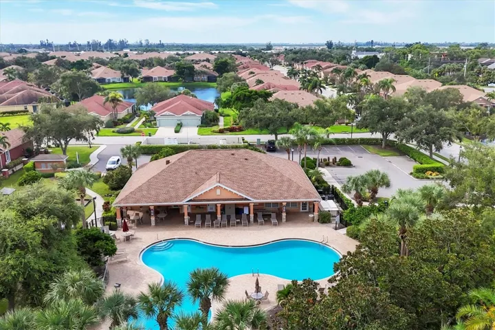 Community pool