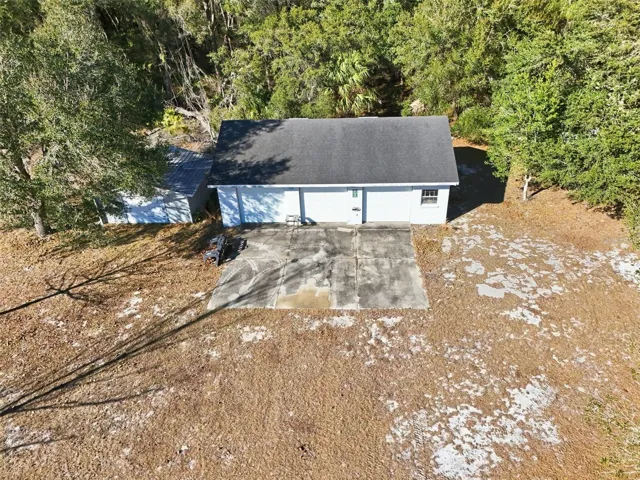 Detached 3 car garage