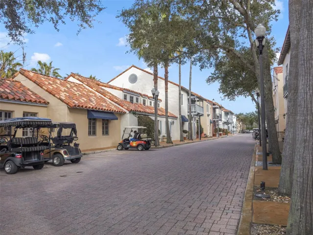 Golf community.