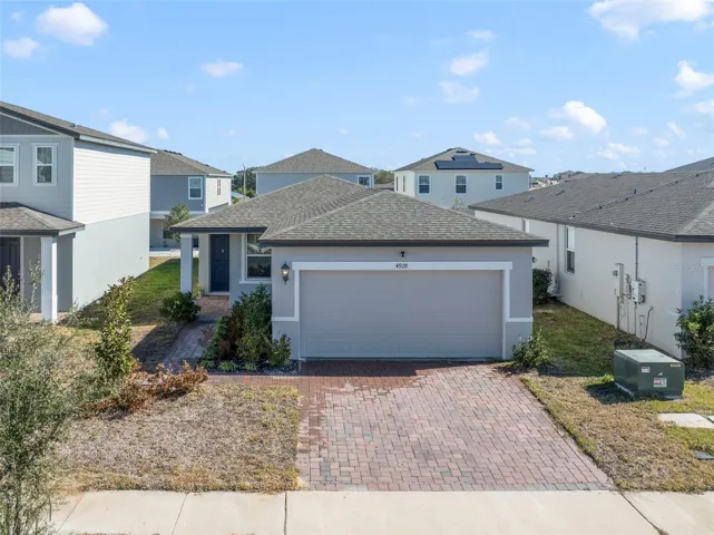 This MOVE-IN-READY home offers the perfect combination of modern style, everyday comfort, and convenience. Schedule your private showing today and discover why Hammock Reserve is one of Haines City’s FASTEST-GROWING COMMUNITIES!