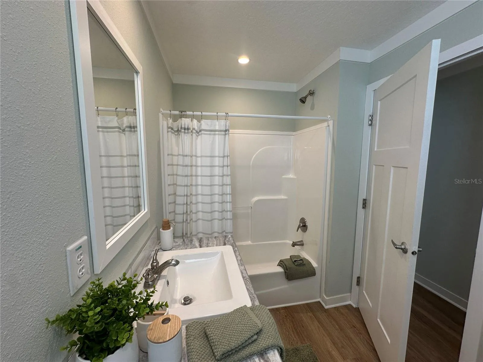 Hall Bath