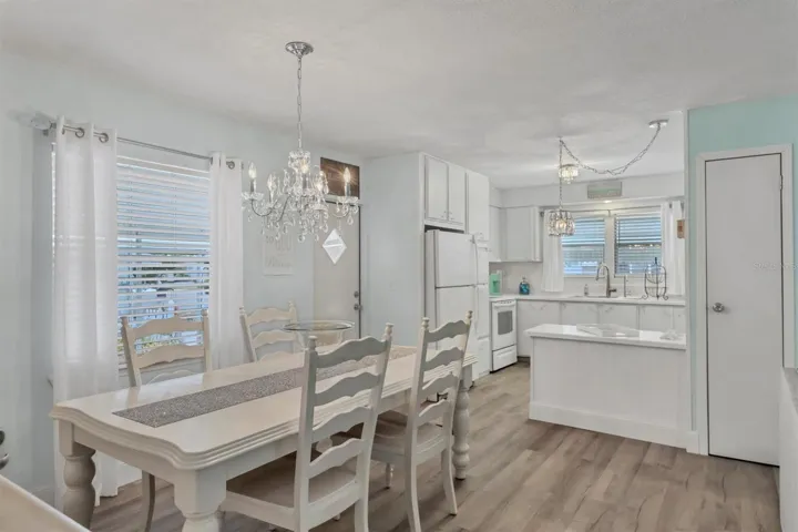 Dining room/Kitchen