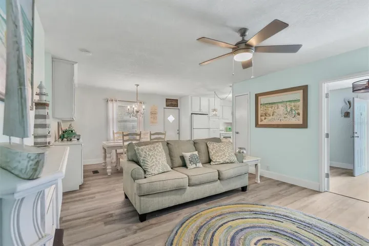 Living/Dining room