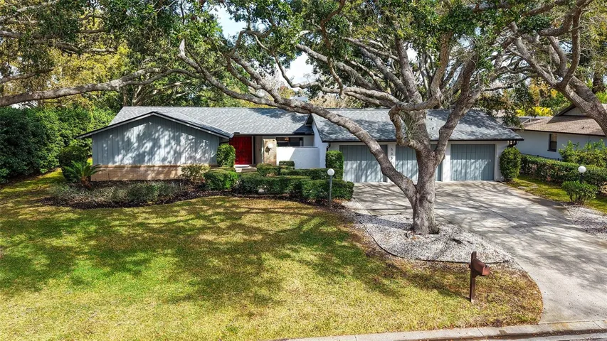 Shaded lot and 3-car garage