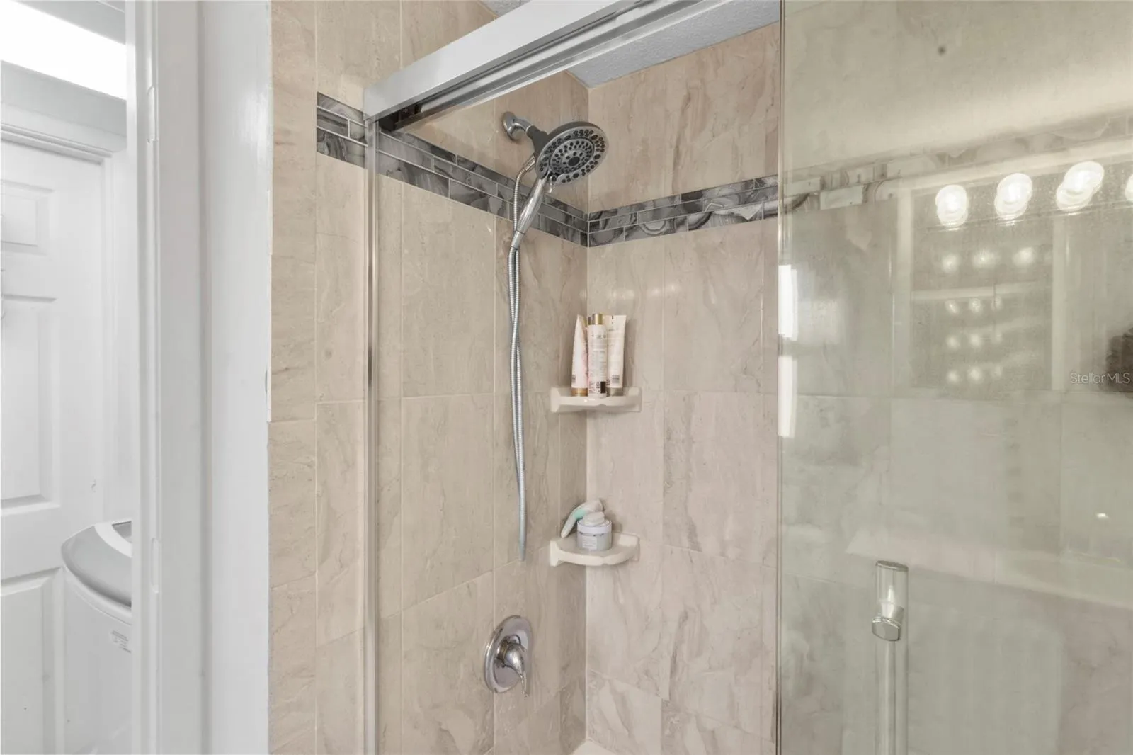 Master en Suite Bath