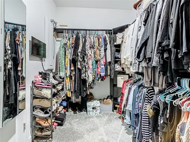 Walk-in closet