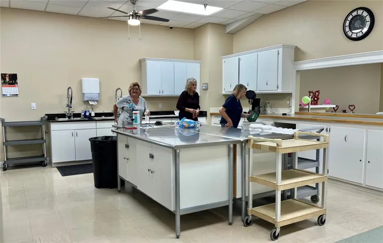 Full Kitchen is always in use!