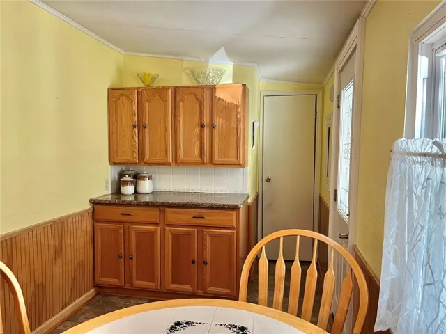 Plenty of storage cabinets