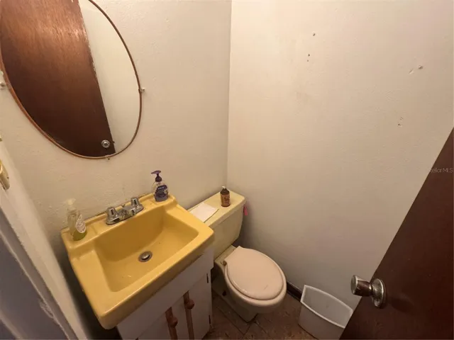 1170