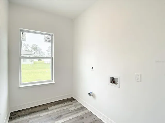 Photos of Model - Laundry Room