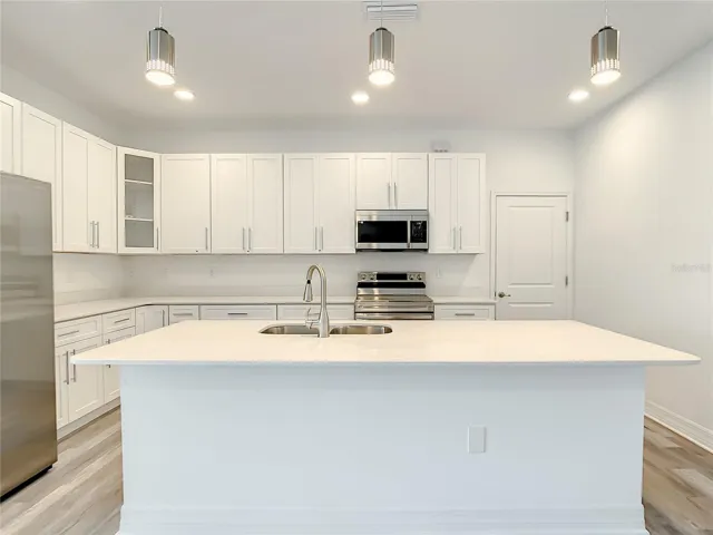 Photos of Model - Kitchen