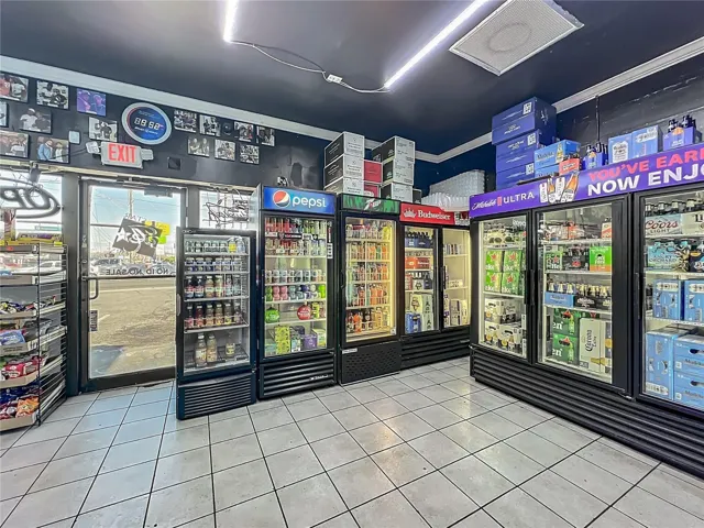 Main Retail Beverage Display Area 7