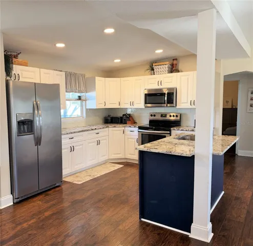 Spacious kitchen