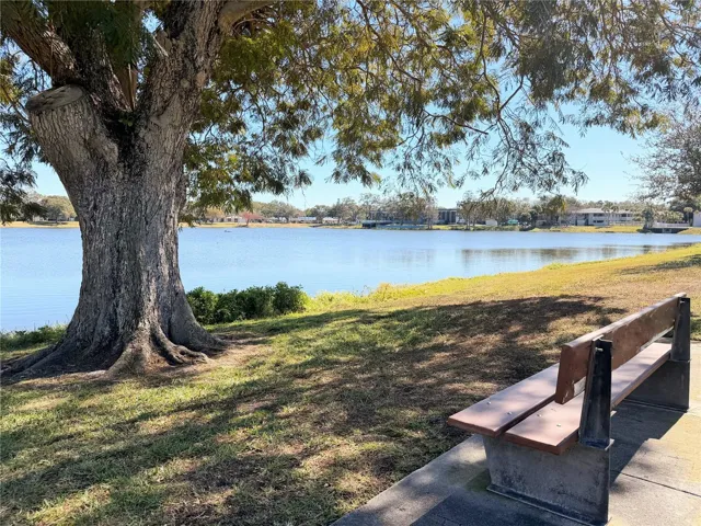 Enjoy meditating, watching wildlife or a beautiful walk around the lake