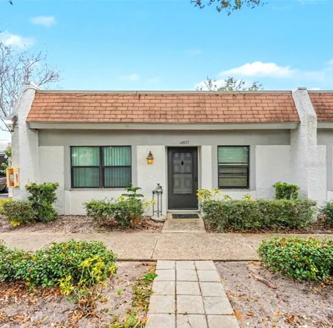 Corner Unit, Private Entrance Villa