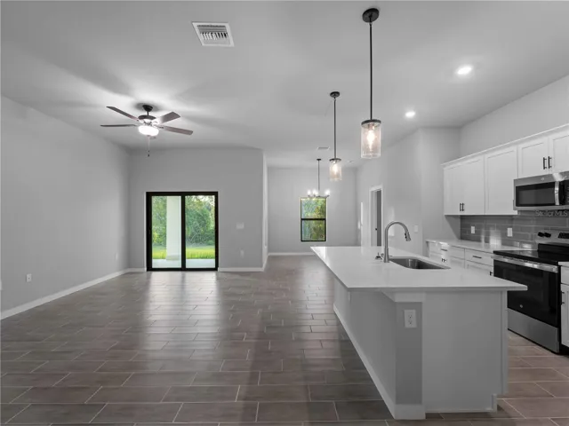 Kitchen/Living room