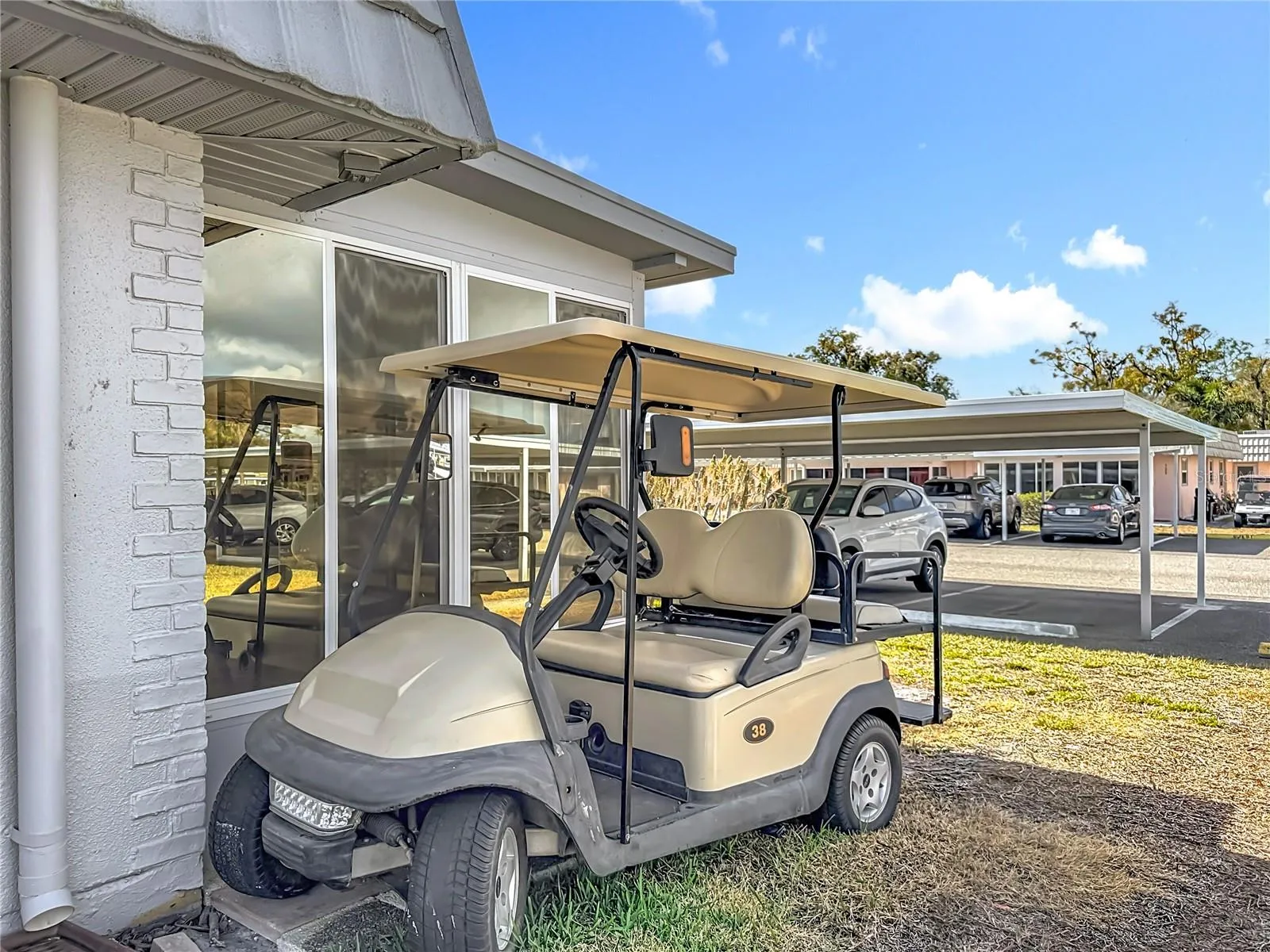 GOLF CART INCLUDED