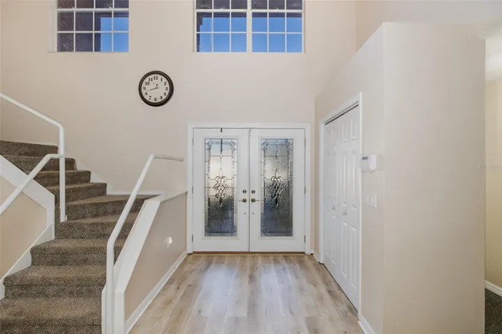 Foyer.