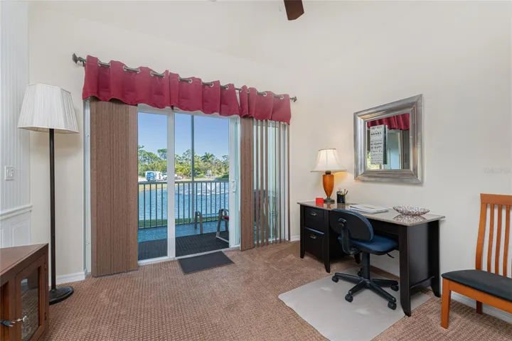 Nice view of the pond and fountain from the living room!