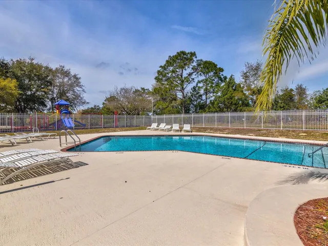 Community pool
