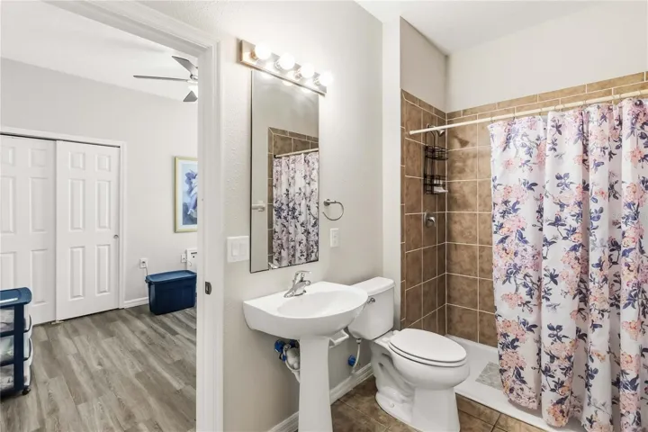 Bathroom 2 - 1st Floor