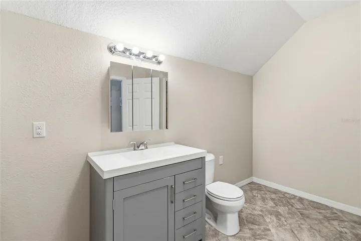 Bathroom 3 - 2nd floor
