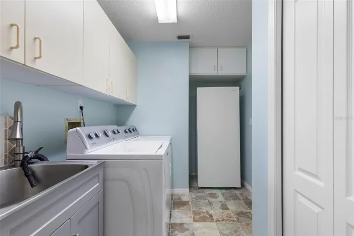 Laundry room and freezer