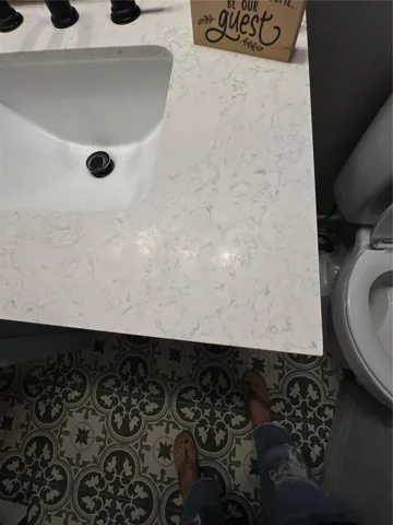 1170