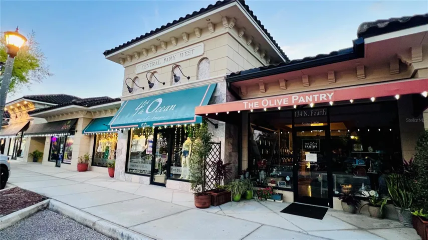 Downtown Lake Mary Shops