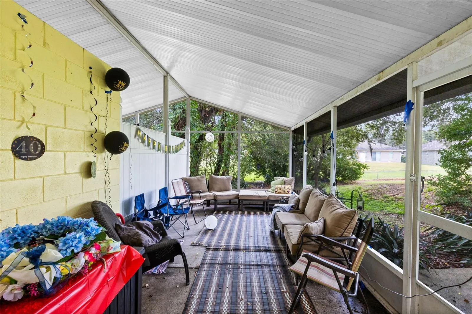 Unit 2 screen porch