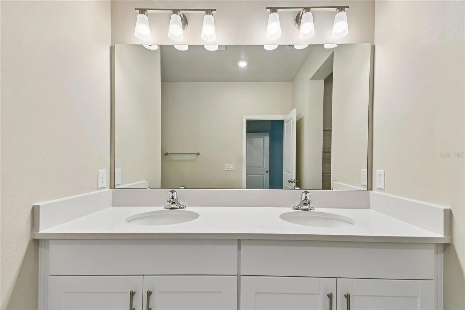 Owner's Bath