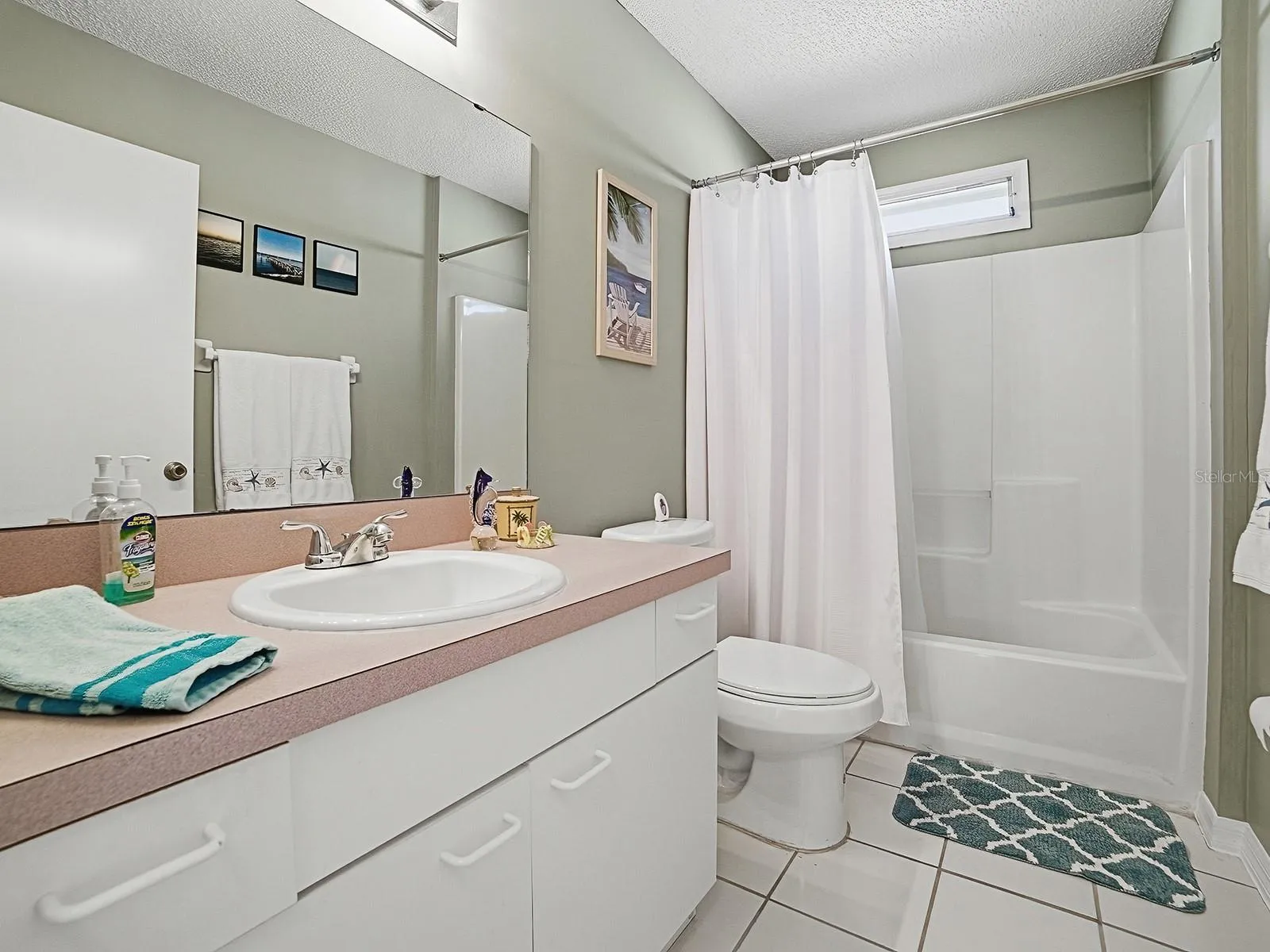 GUEST BATH