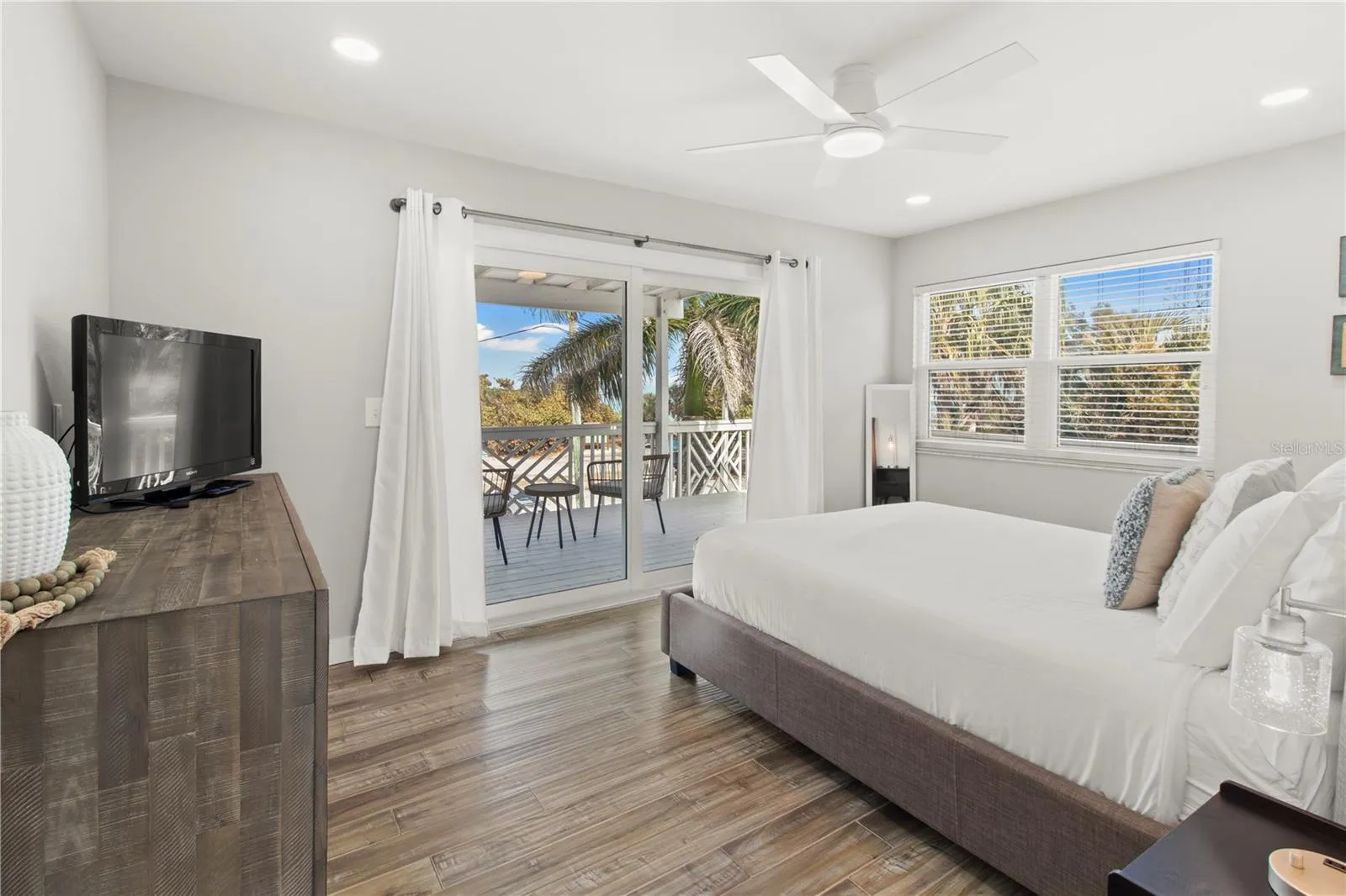 Guest Bedroom with views of the Bay