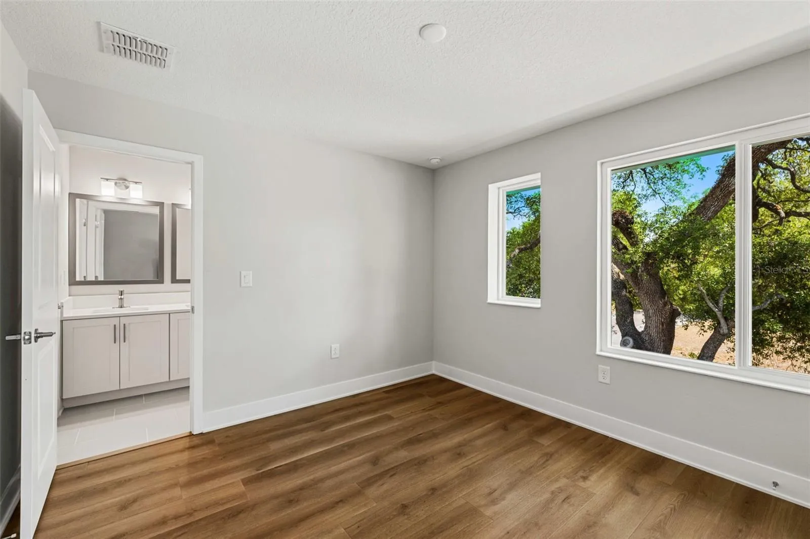 Secondary Suite
