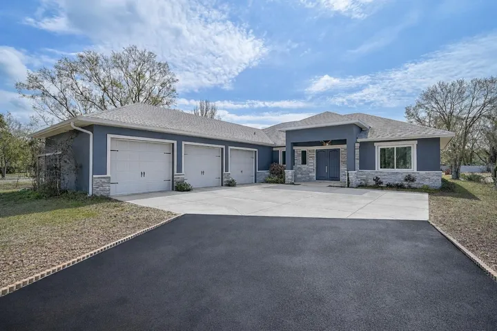 Lovely home only 5 years young!