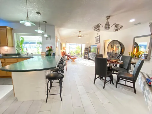 large breakfast bar