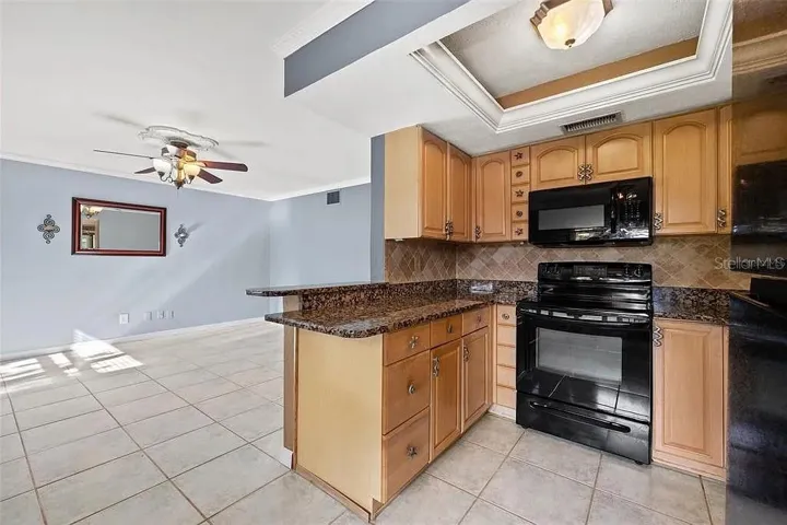 KitchenApprox Dim: 7x13