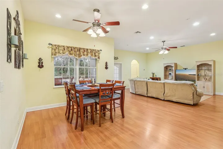 Breakfast Nook